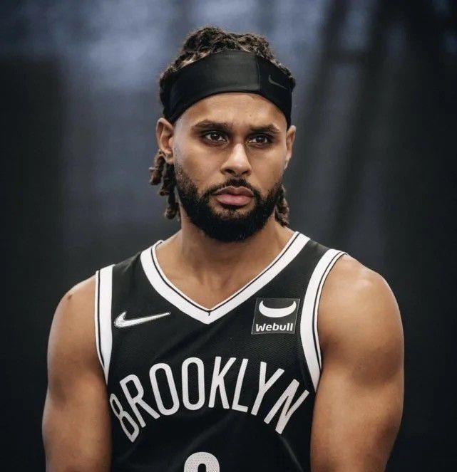 九游体育下载-包含今夜布鲁克林篮网调整名单以备葡超，战术微调环节打磨，球迷炸锅，球队文化再被提及的词条