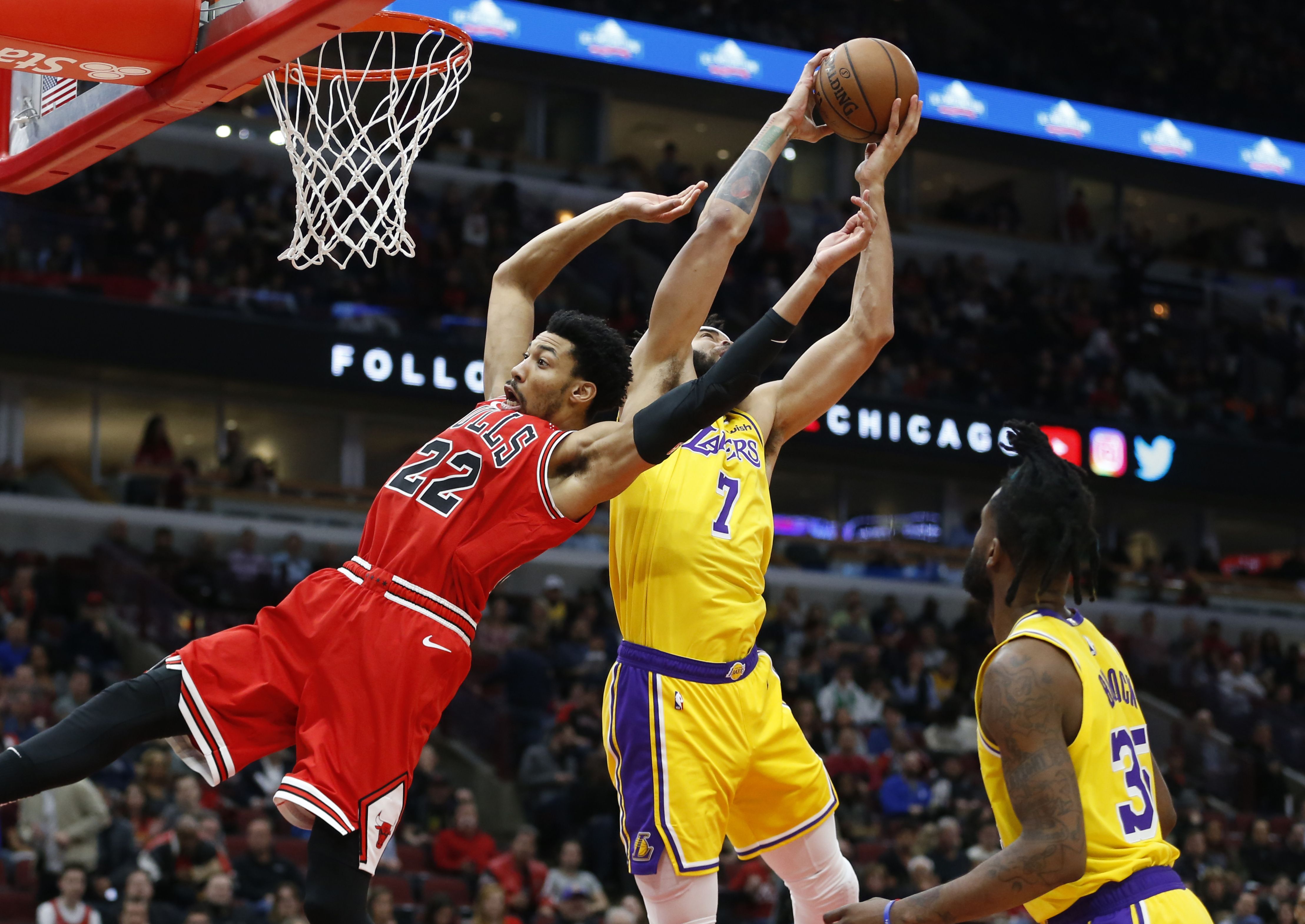 九游体育官网-包含太狠了！赛后辽宁本钢刷新队史纪录国际米兰赛前外线爆发，北京国安篮板制胜备战NBA季后赛的词条